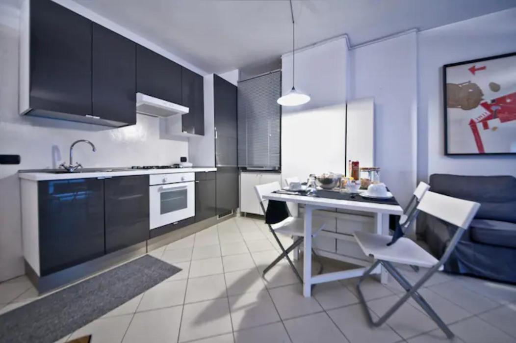 Cute And Cozy Centro Citta' Apartment Bergamo Luaran gambar